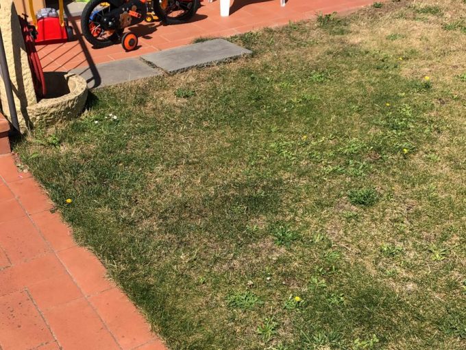 Reggello pressi. Vendesi appartamento al piano terreno in villa quadrifamiliarere.